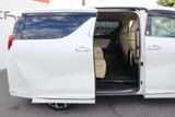 2020 Toyota Alphard Hybrid 2.5 G 4WD Van for sale, Japanese used car export - photo 27 of 30 | GULJI TRADERS