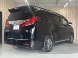 2021 Toyota Alphard Hybrid Executive Lounge Van for sale, Japanese used car export - photo 21 of 50 | GULJI TRADERS