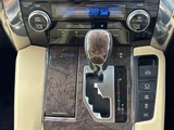 2021 Toyota Alphard Hybrid Lounge S 4WD Van for sale, Japanese used car export - photo 14 of 24 | GULJI TRADERS