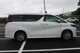 2021 Toyota Alphard Hybrid 2.5 SR Cpkg Van for sale, Japanese used car export - photo 4 of 30 | GULJI TRADERS