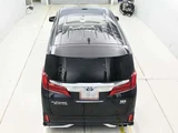 2021 Toyota Alphard Hybrid Lounge S 4WD Van for sale, Japanese used car export - photo 8 of 11 | GULJI TRADERS