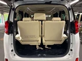 2021 Toyota Alphard Hybrid Lounge S Van for sale, Japanese used car export - photo 5 of 8 | GULJI TRADERS