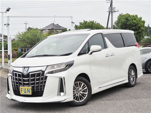 2022 Toyota Alphard Hybrid Van for sale, Japanese used car export - photo 1 of 76 | GULJI TRADERS