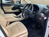 2022 Toyota Alphard Hybrid Hybrid 2.5 Lounge S E-Four 4WD Van for sale, Japanese used car export - photo 43 of 79 | GULJI TRADERS