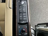 2022 Toyota Alphard Hybrid Hybrid 2.5 Lounge S E-Four 4WD Van for sale, Japanese used car export - photo 49 of 79 | GULJI TRADERS