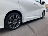 2022 Toyota Alphard Hybrid Hybrid 2.5 Lounge S E-Four 4WD Van for sale, Japanese used car export - photo 70 of 79 | GULJI TRADERS