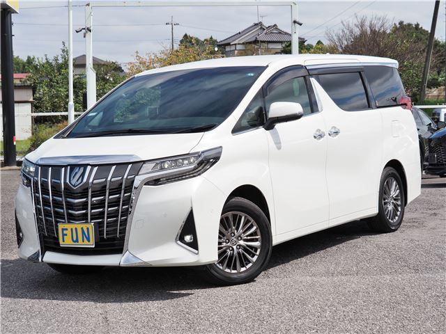 2022 Toyota Alphard Hybrid Lounge Van for sale, Japanese used car export - photo 1 of 68 | GULJI TRADERS