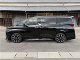 2023 Toyota Alphard Hybrid Lounge 4WD Van for sale, Japanese used car export - photo 6 of 37 | GULJI TRADERS