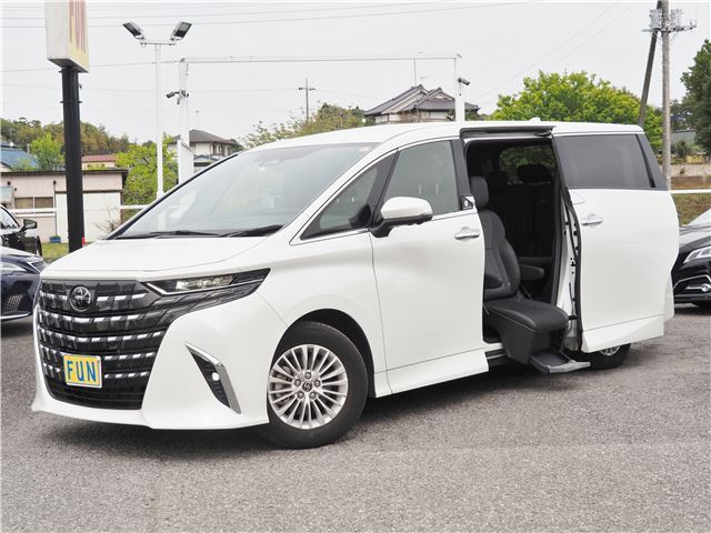 2023 Toyota Alphard Hybrid Van for sale, Japanese used car export - photo 1 of 55 | GULJI TRADERS