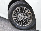 2023 Toyota Alphard Hybrid Lounge Van for sale, Japanese used car export - photo 15 of 70 | GULJI TRADERS