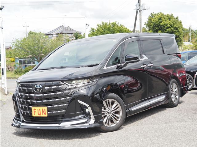 2023 Toyota Alphard Hybrid - photo 1 2023 Toyota Alphard Hybrid Van for sale, Japanese used car export - photo 1 of 68 | GULJI TRADERS