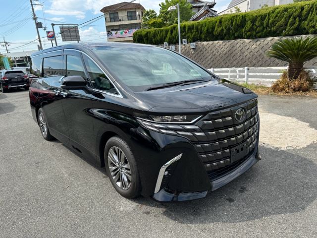 2023 Toyota Alphard Hybrid Z Van for sale, Japanese used car export - photo 1 of 28 | GULJI TRADERS