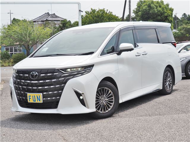 2023 Toyota Alphard Hybrid Lounge Van for sale, Japanese used car export - photo 1 of 69 | GULJI TRADERS