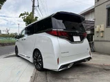 2023 Toyota Alphard Hybrid Hybrid 2.5 Lounge E-Four 4WD Van for sale, Japanese used car export - photo 3 of 73 | GULJI TRADERS