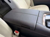2023 Toyota Alphard Hybrid Hybrid 2.5 Lounge E-Four 4WD Van for sale, Japanese used car export - photo 26 of 73 | GULJI TRADERS