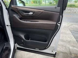 2023 Toyota Alphard Hybrid Hybrid 2.5 Lounge E-Four 4WD Van for sale, Japanese used car export - photo 45 of 73 | GULJI TRADERS
