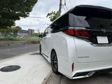 2023 Toyota Alphard Hybrid Hybrid 2.5 Lounge E-Four 4WD Van for sale, Japanese used car export - photo 51 of 73 | GULJI TRADERS