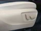 2023 Toyota Alphard Hybrid Hybrid 2.5 Lounge E-Four 4WD Van for sale, Japanese used car export - photo 41 of 66 | GULJI TRADERS