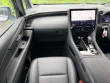 2023 Toyota Alphard Hybrid Hybrid 2.5 Z E-Four 4WD Van for sale, Japanese used car export - photo 30 of 69 | GULJI TRADERS
