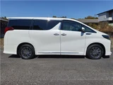 2023 Toyota Alphard Hybrid Lounge Van for sale, Japanese used car export - photo 7 of 80 | GULJI TRADERS