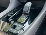 2023 Toyota Alphard Hybrid Lounge 4WD Van for sale, Japanese used car export - photo 17 of 69 | GULJI TRADERS