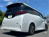 2023 Toyota Alphard Hybrid Lounge 4WD Van for sale, Japanese used car export - photo 56 of 69 | GULJI TRADERS