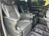 2023 Toyota Alphard Hybrid Lounge Van for sale, Japanese used car export - photo 37 of 62 | GULJI TRADERS