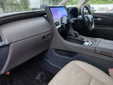 2023 Toyota Alphard Hybrid Lounge Van for sale, Japanese used car export - photo 15 of 50 | GULJI TRADERS