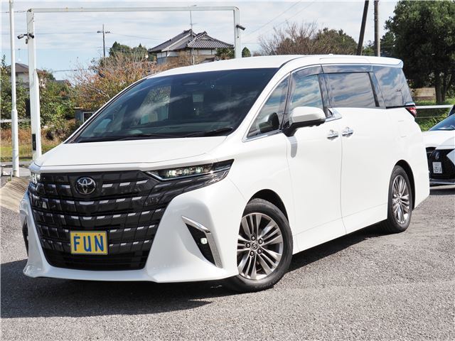 2023 Toyota Alphard Hybrid - photo 1 2023 Toyota Alphard Hybrid Van for sale, Japanese used car export - photo 1 of 69 | GULJI TRADERS