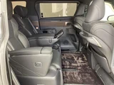2023 Toyota Alphard Hybrid Lounge 4WD Van for sale, Japanese used car export - photo 16 of 24 | GULJI TRADERS