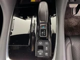 2023 Toyota Alphard Hybrid Lounge 4WD Van for sale, Japanese used car export - photo 18 of 24 | GULJI TRADERS