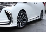 2023 Toyota Alphard Hybrid Lounge Van for sale, Japanese used car export - photo 12 of 17 | GULJI TRADERS