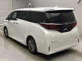 2023 Toyota Alphard Hybrid Lounge 4WD Van for sale, Japanese used car export - photo 4 of 16 | GULJI TRADERS