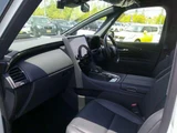 2023 Toyota Alphard Hybrid Hybrid 2.5 Lounge Van for sale, Japanese used car export - photo 11 of 14 | GULJI TRADERS