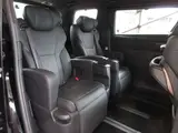 2024 Toyota Alphard Hybrid Hybrid 2.5 Z Black Van for sale, Japanese used car export - photo 10 of 37 | GULJI TRADERS