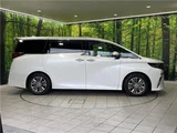 2024 Toyota Alphard Hybrid Hybrid Z Van for sale, Japanese used car export - photo 8 of 30 | GULJI TRADERS