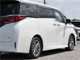 2024 Toyota Alphard Hybrid Z ★Independent left and right moonroof★Universal step Pearl Van for sale, Japanese used car export - photo 8 of 66 | GULJI TRADERS