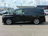 2024 Toyota Alphard Hybrid Hybrid 2.5 Z Black Van for sale, Japanese used car export - photo 10 of 67 | GULJI TRADERS