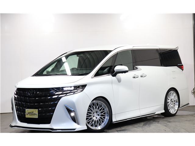 2024 Toyota Alphard Hybrid Hybrid 2.5 Z Van for sale, Japanese used car export - photo 1 of 77 | GULJI TRADERS