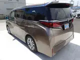 2024 Toyota Alphard Hybrid Hybrid 2.5 Z E-Four 4WD Other Van for sale, Japanese used car export - photo 10 of 57 | GULJI TRADERS