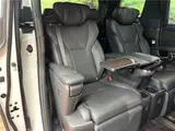 2024 Toyota Alphard Hybrid Hybrid Executive Lounge Pearl Van for sale, Japanese used car export - photo 11 of 30 | GULJI TRADERS