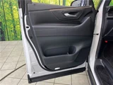 2024 Toyota Alphard Hybrid Hybrid Z Van for sale, Japanese used car export - photo 18 of 27 | GULJI TRADERS