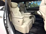 2024 Toyota Alphard Hybrid Hybrid Executive Lounge Pearl Van for sale, Japanese used car export - photo 19 of 30 | GULJI TRADERS