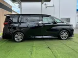 2024 Toyota Alphard Hybrid Z Black Van for sale, Japanese used car export - photo 17 of 20 | GULJI TRADERS