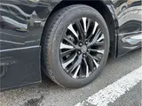 2024 Toyota Alphard Hybrid Executive Lounge Black Van for sale, Japanese used car export - photo 35 of 37 | GULJI TRADERS