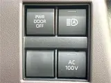 2024 Toyota Alphard Hybrid Hybrid Executive Lounge Pearl Van for sale, Japanese used car export - photo 20 of 30 | GULJI TRADERS