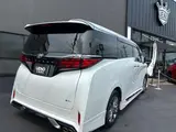 2024 Toyota Alphard Hybrid Hybrid 2.5 Z White Van for sale, Japanese used car export - photo 10 of 30 | GULJI TRADERS