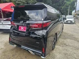 2024 Toyota Alphard Hybrid Hybrid 2.5 Lounge Van for sale, Japanese used car export - photo 7 of 31 | GULJI TRADERS