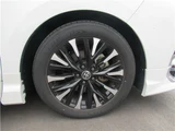 2024 Toyota Alphard Hybrid Lounge Van for sale, Japanese used car export - photo 35 of 40 | GULJI TRADERS