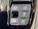 2024 Toyota Alphard Hybrid Hybrid Z Van for sale, Japanese used car export - photo 24 of 30 | GULJI TRADERS